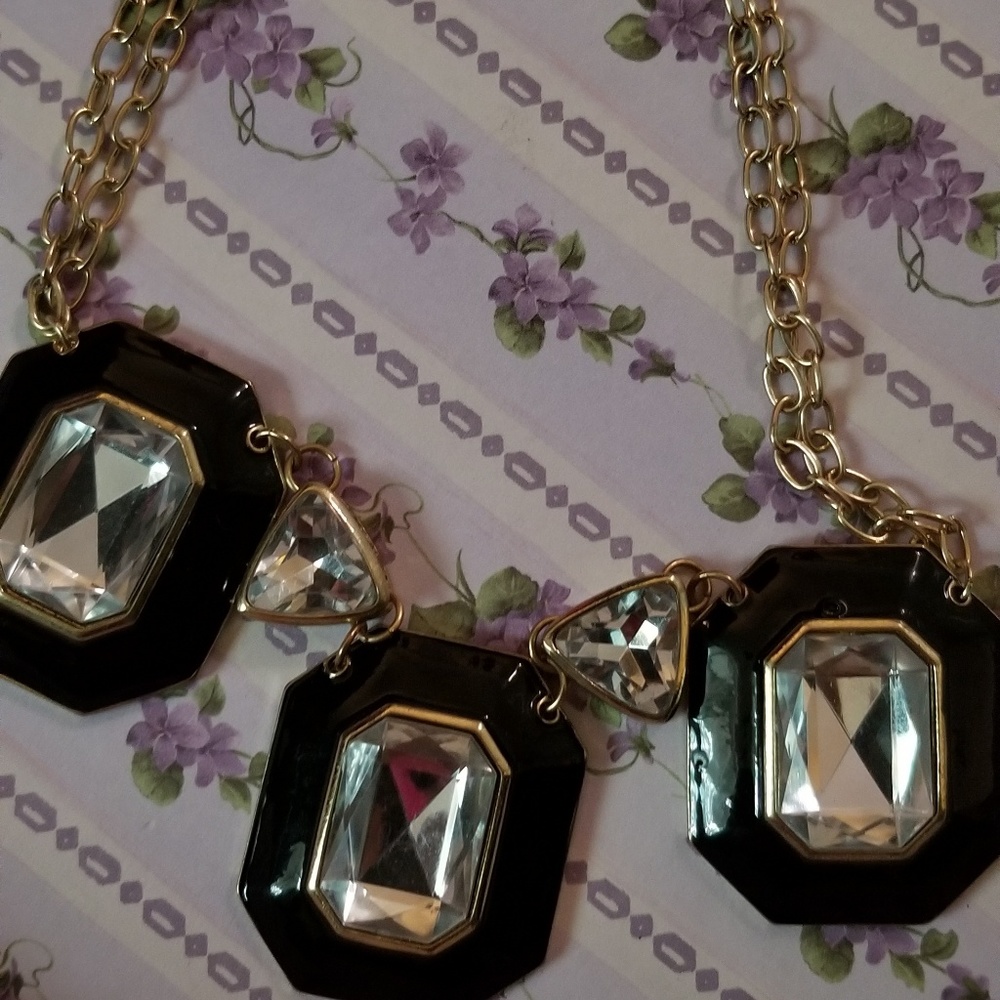 💖SOLD💖Black and gold necklaces